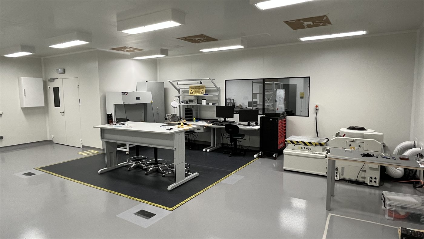 ISO-8 cleanroom